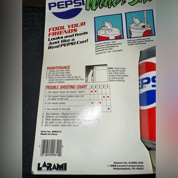 NWT Vintage 1989 Pepsi Water Gun Toys Soda Can Water Shooter Battery-powered - Picture 2 of 6